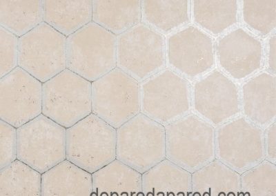 2927-00405 tapiz en Hermosillo polished de pared a pared beige con plata
